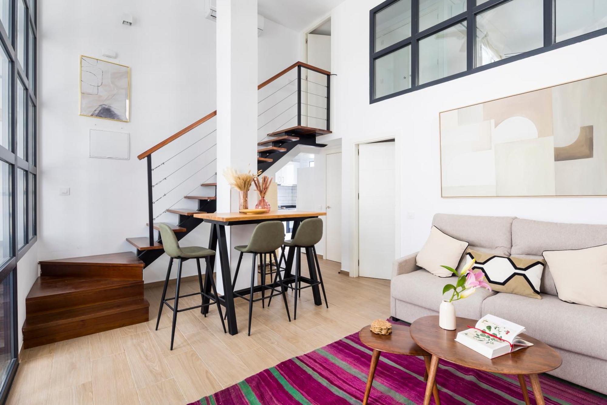 New Charming Duplex With Private Patio Apartamento *