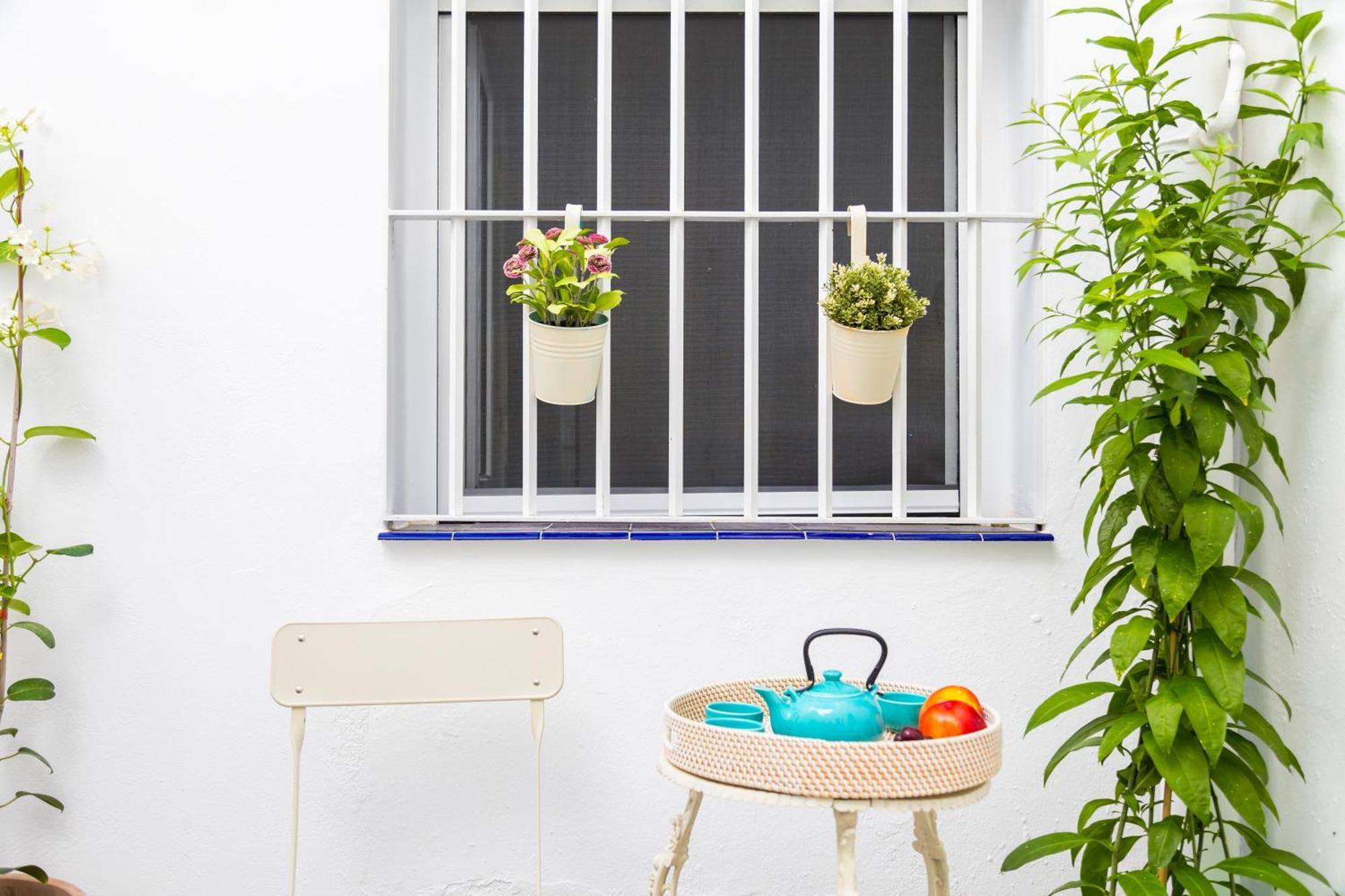 New Charming Duplex With Private Patio