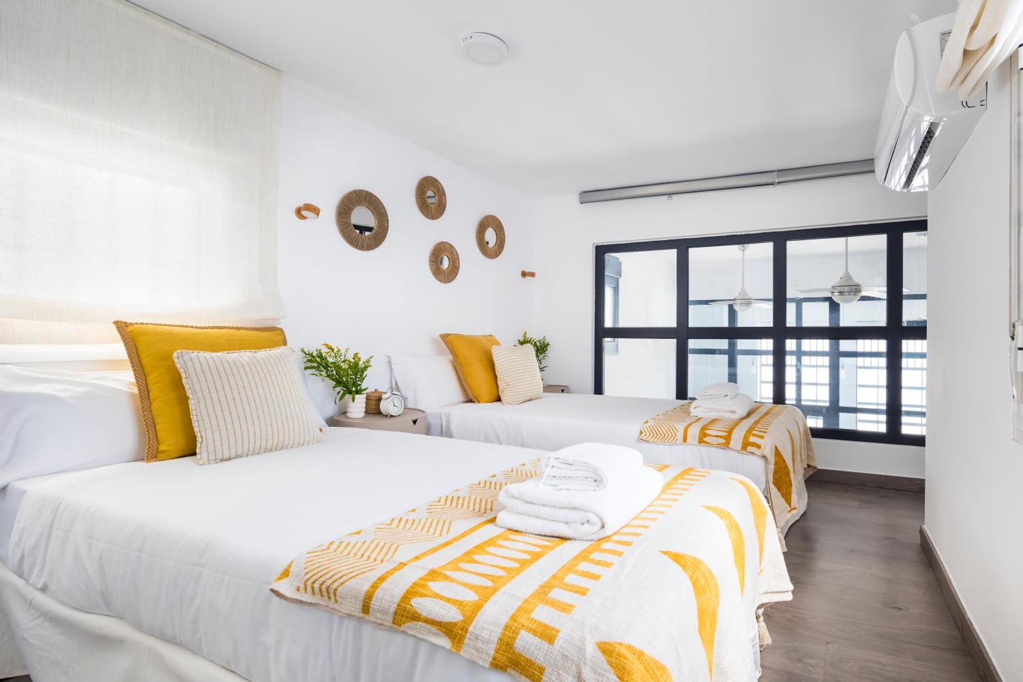New Charming Duplex With Private Patio Apartamento *